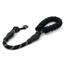 Reflective Short Dog Leash for Large Dogs – Comfortable Handle & Durable Rope